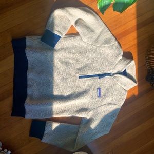 brand new PATAGONIA women’s fleece pullover